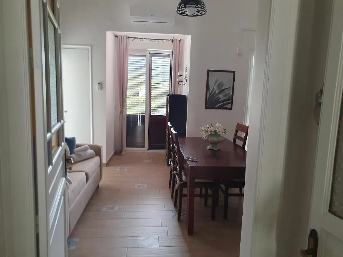 Donna Carmela Apartment Palermo