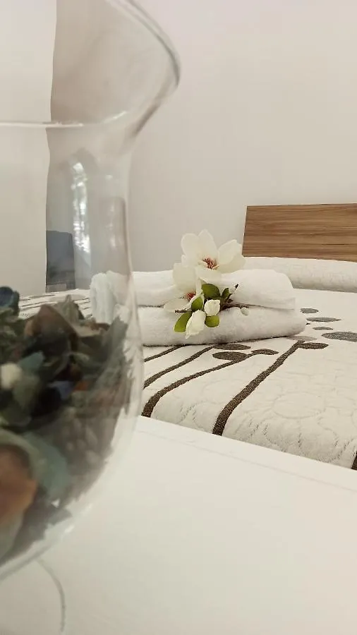 Donna Carmela Apartment Palermo